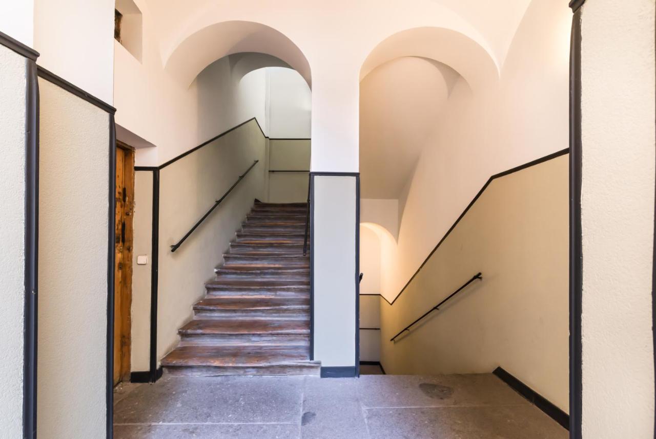 Historic Penthouse Plaza Mayor In マドリード エクステリア 写真